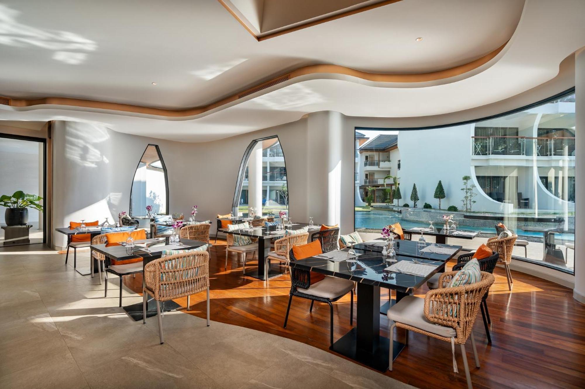 Amora Beach Resort Phuket Παραλία Μπανγκ Ταο Εξωτερικό φωτογραφία
