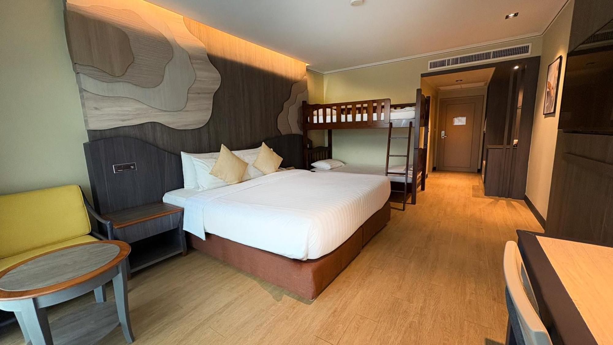 Amora Beach Resort Phuket Παραλία Μπανγκ Ταο Εξωτερικό φωτογραφία