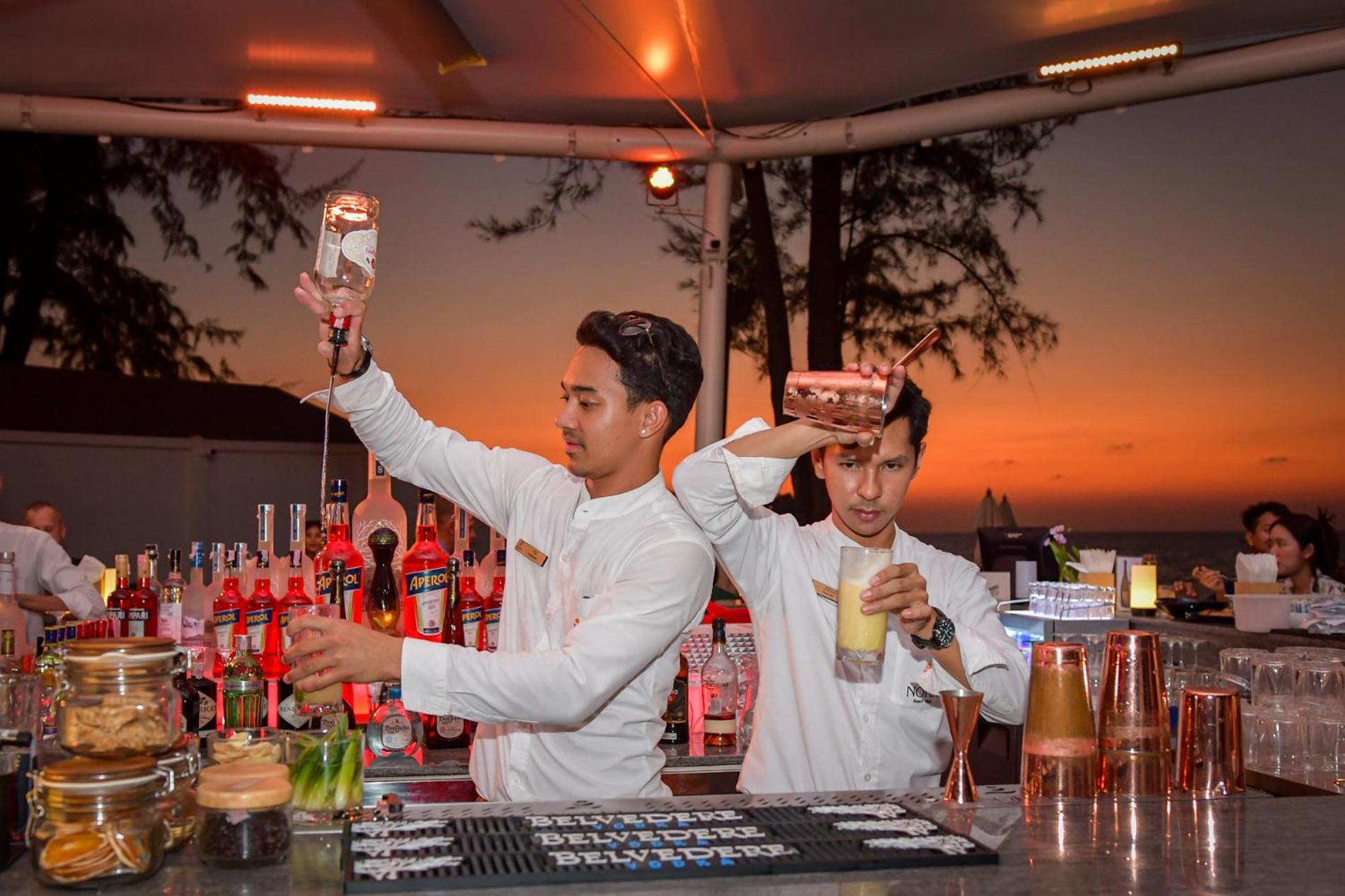 Amora Beach Resort Phuket Παραλία Μπανγκ Ταο Εξωτερικό φωτογραφία
