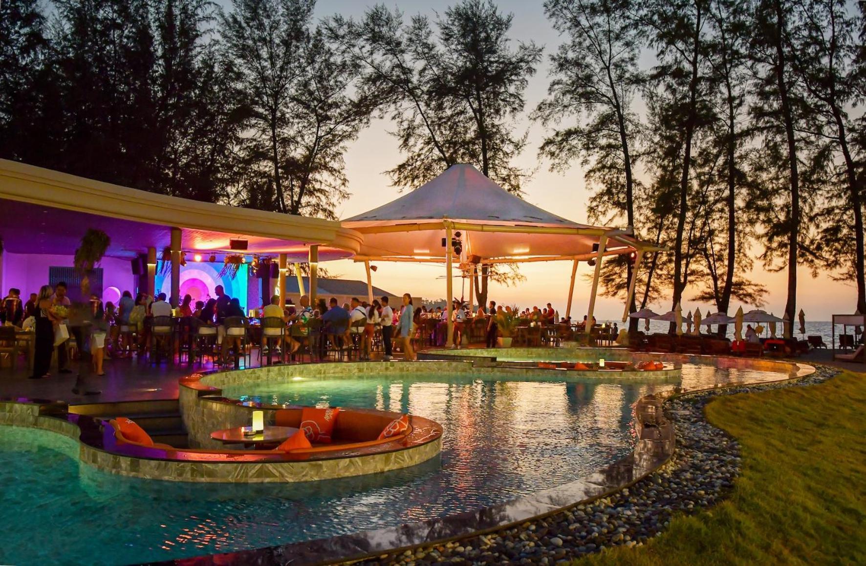 Amora Beach Resort Phuket Παραλία Μπανγκ Ταο Εξωτερικό φωτογραφία