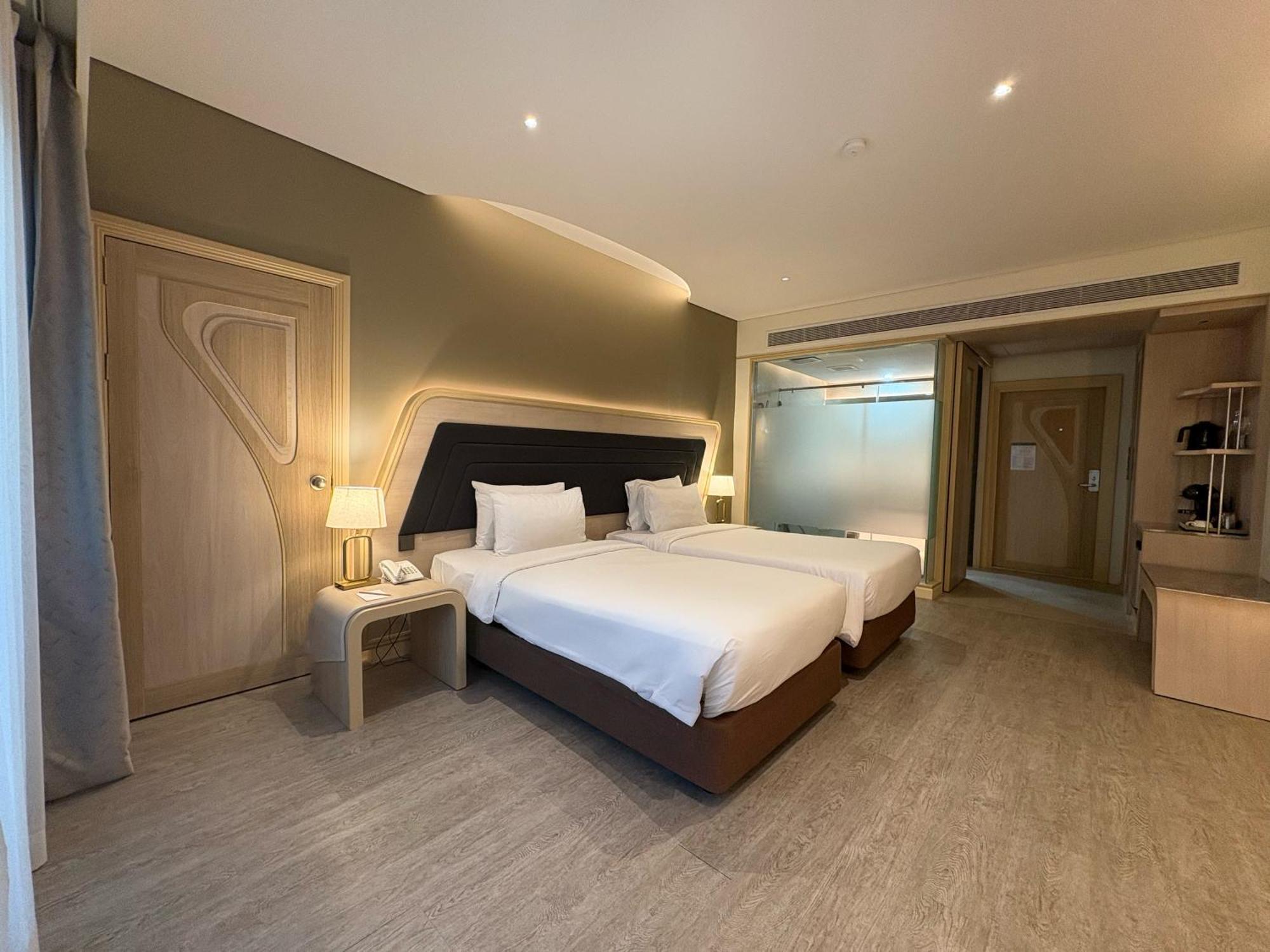 Amora Beach Resort Phuket Παραλία Μπανγκ Ταο Εξωτερικό φωτογραφία